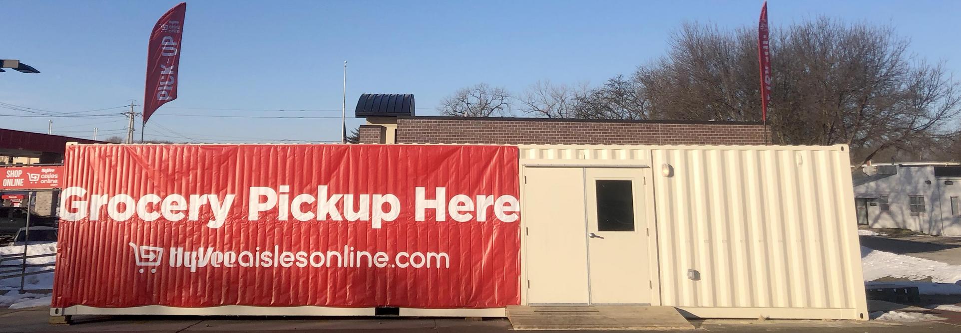 Case Study HyVee Grocery Curbside Pickup Falcon Structures